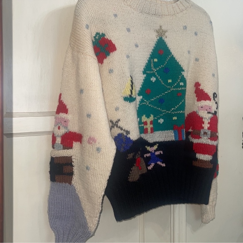 Knitted Holiday Wool Sweater made in Uruguay